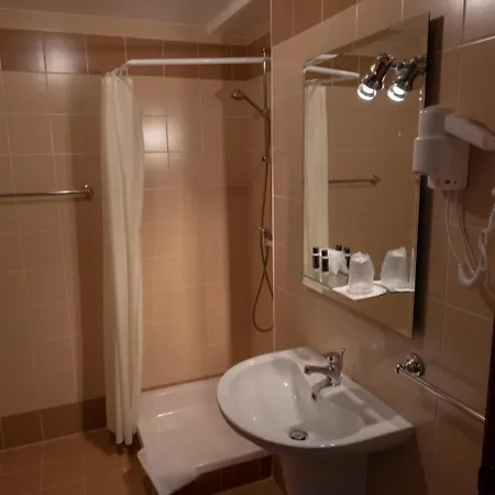 Peregrinos De By Umbral Hotel 2*