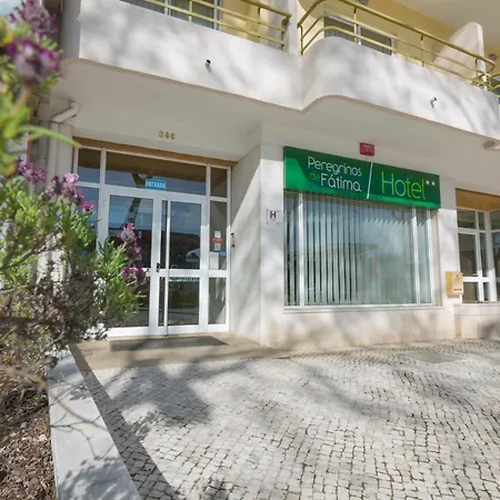 Peregrinos De By Umbral Hotel Fátima