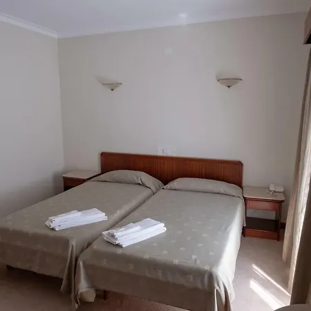 Szálloda Peregrinos De By Umbral 2*